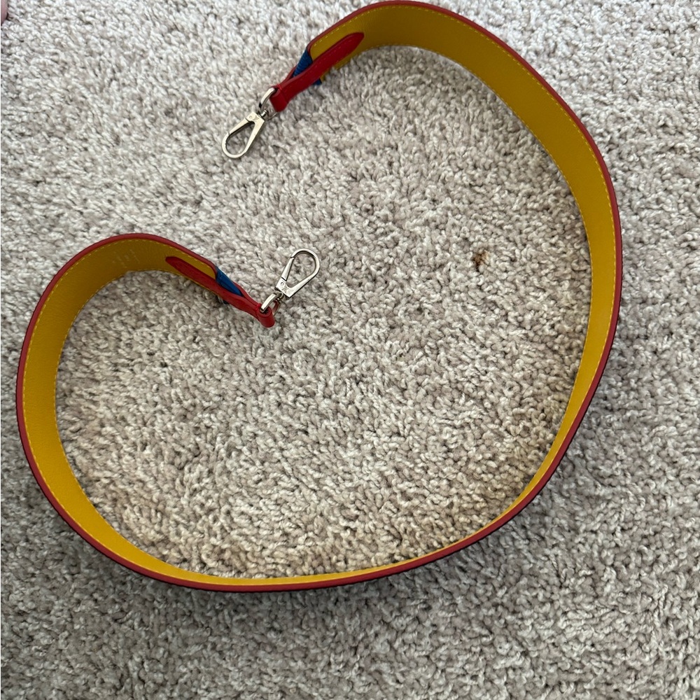 Louis Vuitton shoulder Strap